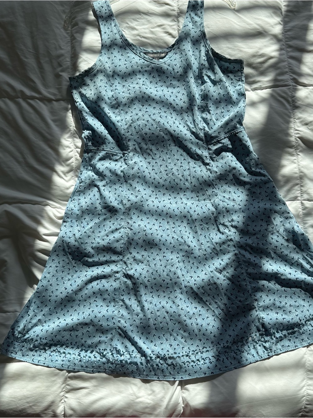 Toad&Co Light Blue Sleeveless Printed Midi Dress with pockets - Picture 7 of 9